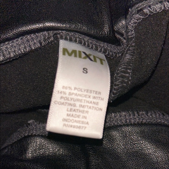 Black Skinny Jeans with Tapered Legs and Sheen - Picture 3 of 3